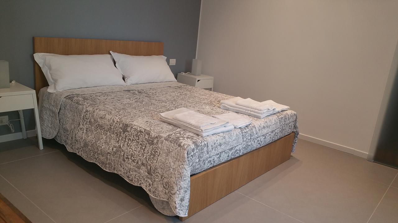 B&B Brezza Di Mare Aci Castello Dış mekan fotoğraf